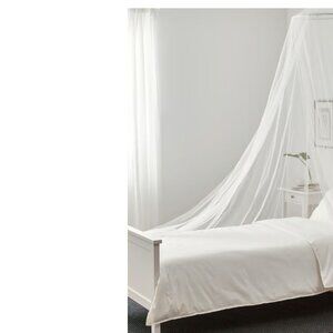 Mosquito Bed Canopy Brand New by Bryne Never Opened, Christmas Ideas White*